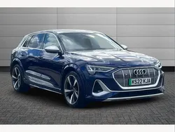 Navarra blue Used 2022 Audi e-tron Advanced SUV | £33,550 (A bit pricey)