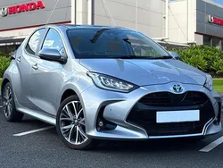 Silver Used 2023 Toyota Yaris Hybrid Hatchback | £19,850 (Fair price)