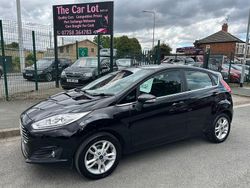 Black Used 2016 Ford Fiesta Zetec Hatchback | £5,995 (Fair price)