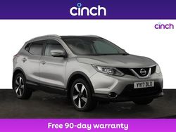 Silver Used 2017 Nissan Qashqai N-Connecta SUV | £9,999 (Fair price)