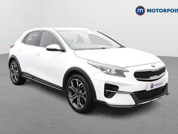 White Used 2019 Kia XCeed 3 SUV | £14,249 (Fair price)