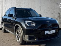 Black Used 2025 Mini Countryman SUV | £32,890 (Super price)