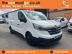 White Used 2022 Renault Trafic Business Van | £13,790 (Good price)