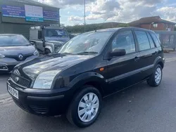 Black Used 2005 Ford Fusion Hatchback | £1,995 (Good price)