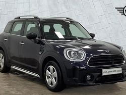Black Used 2023 Mini Cooper Countryman Classic SUV | £22,995 (Fair price)