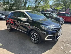 Black/cream Used 2019 Renault Captur Iconic SUV | £8,995 (Fair price)