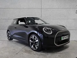 Black Used 2024 Mini Cooper Hatch Hatchback | £26,790
