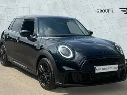 Black Used 2023 Mini Cooper Hatch Hatchback | £22,995 (Fair price)