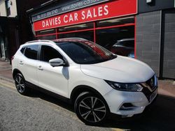 White Used 2020 Nissan Qashqai N-Connecta SUV | £11,990 (Fair price)