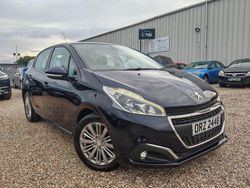Blue Used 2018 Peugeot 208 Signature Sky Hatchback | £5,395 (Fair price)