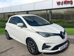 White Used 2020 Renault Rapid GT-Line Hatchback | £8,595 (Fair price)