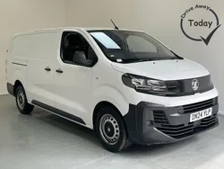 White Used 2024 Vauxhall Vivaro Van | £17,250 (Good price)
