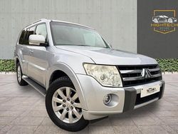 Silver Used 2010 Mitsubishi Shogun Elegance SUV | £10,998 (Fair price)