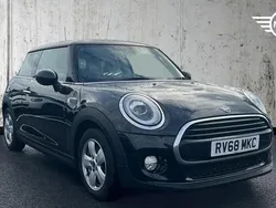 Black Used 2018 Mini Cooper Hatch Hatchback | £13,250 (Fair price)