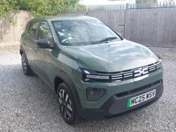 Metallic khaki New 2025 Dacia Spring Expression Hatchback | £11,998 (Fair price)