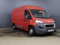 Red Used 2015 Peugeot Boxer Van | £2,999 (Good price)