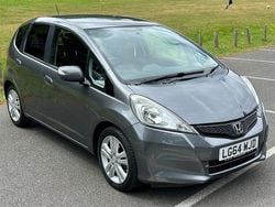 Grey Used 2014 Honda Jazz ES Hatchback | £8,250 (Fair price)