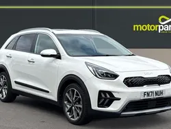 Pearl white Used 2021 Kia Niro 4 SUV | £18,500 (Good price)