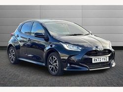 Black Used 2022 Toyota Yaris Hybrid Design Hatchback | £17,251 (Fair price)