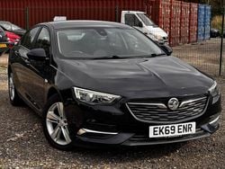 Blue Used 2019 Vauxhall Insignia Design Edition Hatchback | £7,495 (Good price)