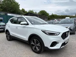 White Used 2023 MG ZS Excite Sedan | £10,495 (Fair price)