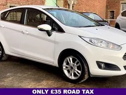 White Used 2014 Ford Fiesta Zetec Hatchback | £3,998 (Fair price)