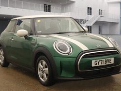 Green Used 2021 Mini Cooper Classic Hatchback | £15,999 (Good price)