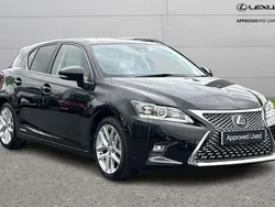 Lexus CT200h