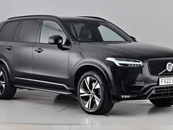 Onyx black Used 2022 Volvo XC90 R-Design SUV | £42,490 (Fair price)