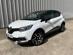 White Used 2017 Renault Captur Dynamique SUV | £5,750 (Fair price)