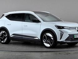 White Used 2025 Renault Scénic Iconic MPV | £29,498 (Super price)