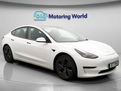 Used 2021 Tesla Model 3 Sedan | £22,300 (Fair price)