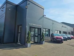 Red Used 2020 Vauxhall Crossland X Elite SUV | £7,985 (Good price)