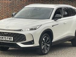 New 2025 MG HS SE SUV | £24,999 (A bit pricey)