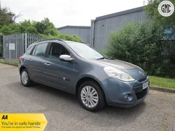 Blue Used 2010 Renault Clio GrandTour Estate | £3,000 (Fair price)