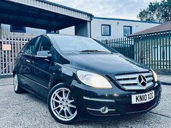 Black Used 2010 Mercedes B200 MPV | £2,180 (Fair price)