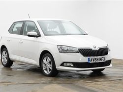 White Used 2018 Skoda Fabia SE Hatchback | £9,995 (Fair price)