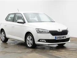 White Used 2018 Skoda Fabia SE Hatchback | £9,995 (Fair price)