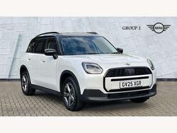 White New 2025 Mini Countryman Classic SUV | £28,995 (Super price)