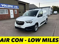 White Used 2019 Vauxhall Combo Edition MPV | £7,500 (Good price)