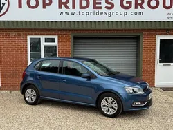Blue Used 2016 VW Polo SE Hatchback | £11,999 (Fair price)