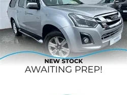Silver Used 2017 Isuzu Pick up Pickup | £13,900 (Fair price)