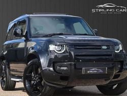 Black Used 2022 Land Rover Defender SE Dynamic SUV | £51,989 (Super price)