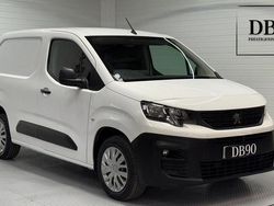 White Used 2020 Peugeot Partner S Van | £8,295 (Fair price)