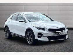 White Used 2019 Kia XCeed 3 SUV | £12,250 (Fair price)