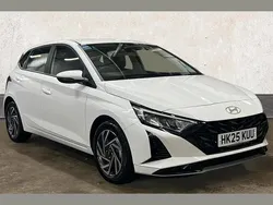 White Used 2025 Hyundai i20 Advanced Hatchback | £18,260 (A bit pricey)