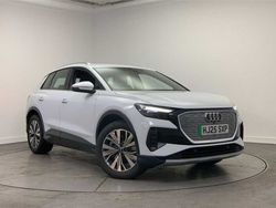 White Used 2025 Audi Q4 e-tron Sport SUV | £51,000