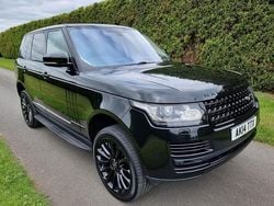 Black Used 2014 Land Rover Range Rover Vogue SUV | £16,995 (Fair price)