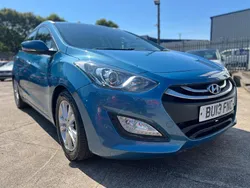 Blue Used 2013 Hyundai i30 Style Estate | £4,000 (Good price)