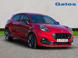 Red Used 2023 Ford Puma Gen-E ST Hatchback | £21,999 (Fair price)